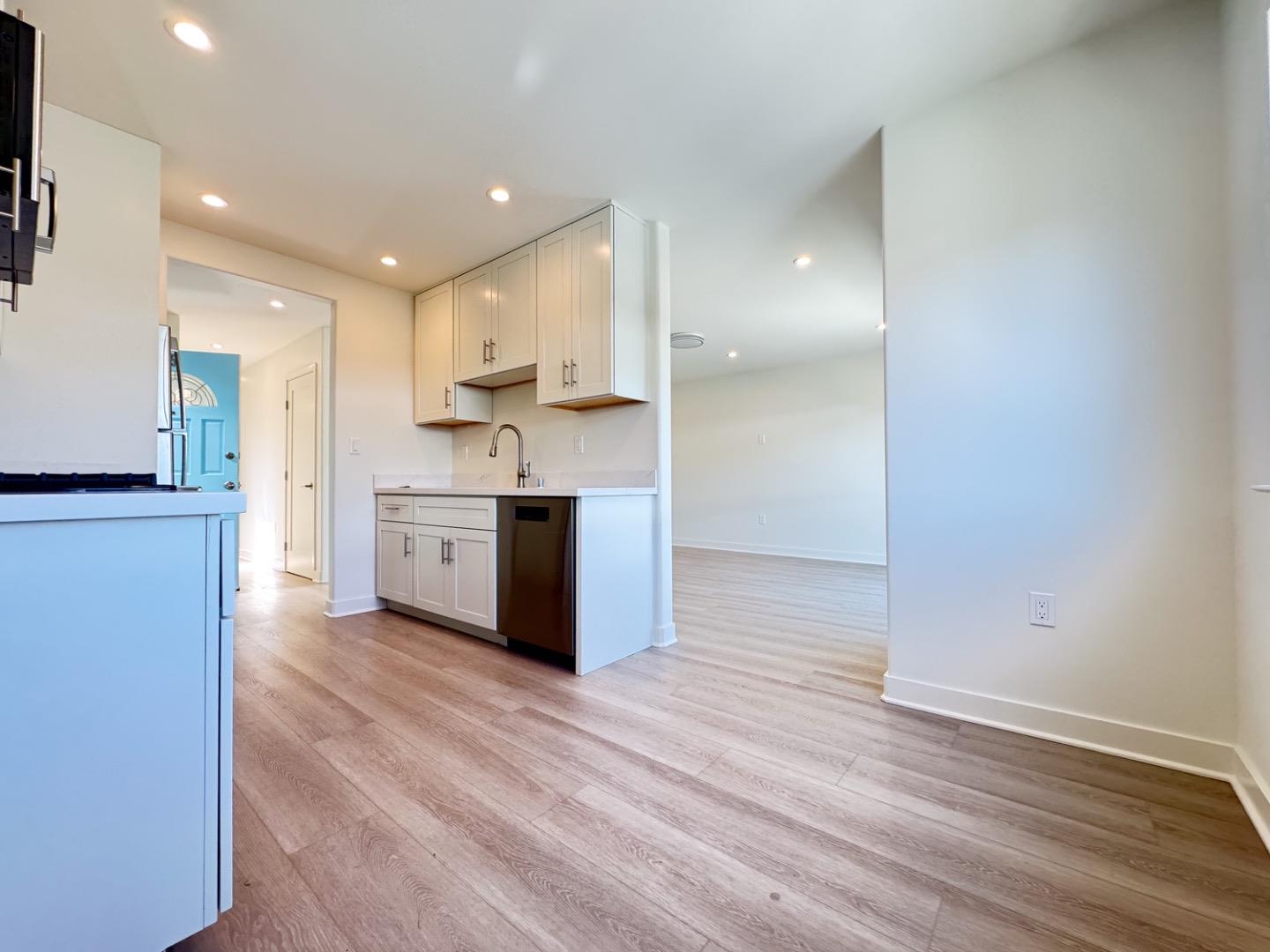 Detail Gallery Image 34 of 63 For 200 Lakeview Ave, Pacifica,  CA 94044 - – Beds | – Baths