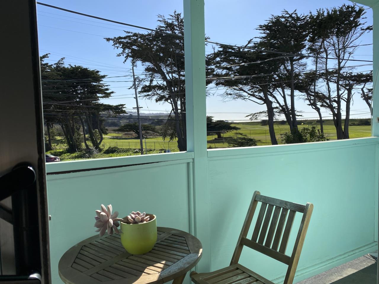 Detail Gallery Image 6 of 63 For 200 Lakeview Ave, Pacifica,  CA 94044 - – Beds | – Baths