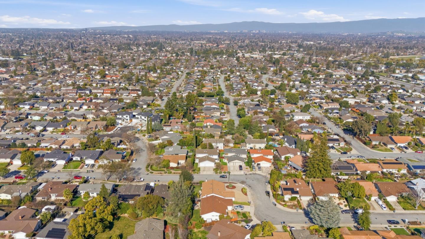Detail Gallery Image 51 of 55 For 1662 Canna Ln, San Jose,  CA 95124 - 3 Beds | 2 Baths