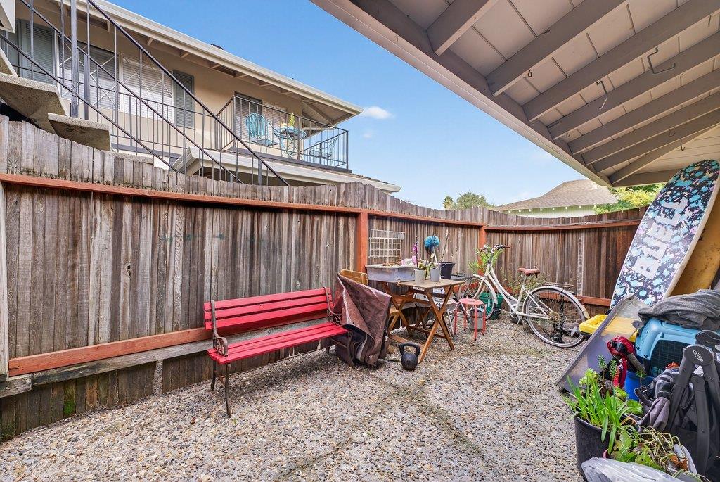 Detail Gallery Image 12 of 29 For 1803 Halterman Ave, Santa Cruz,  CA 95062 - – Beds | – Baths