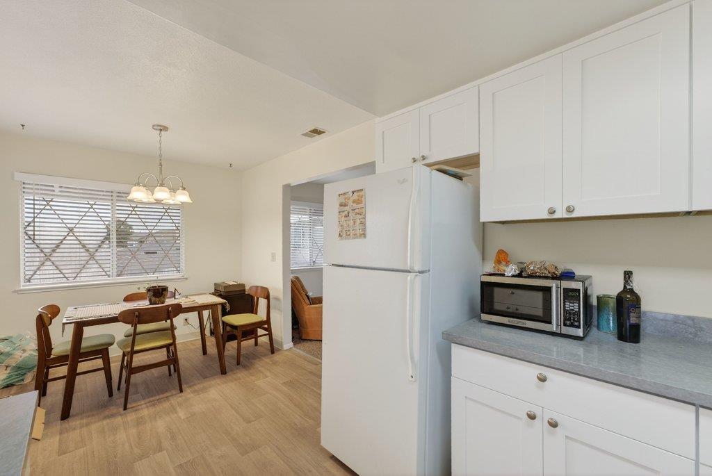 Detail Gallery Image 14 of 29 For 1803 Halterman Ave, Santa Cruz,  CA 95062 - – Beds | – Baths