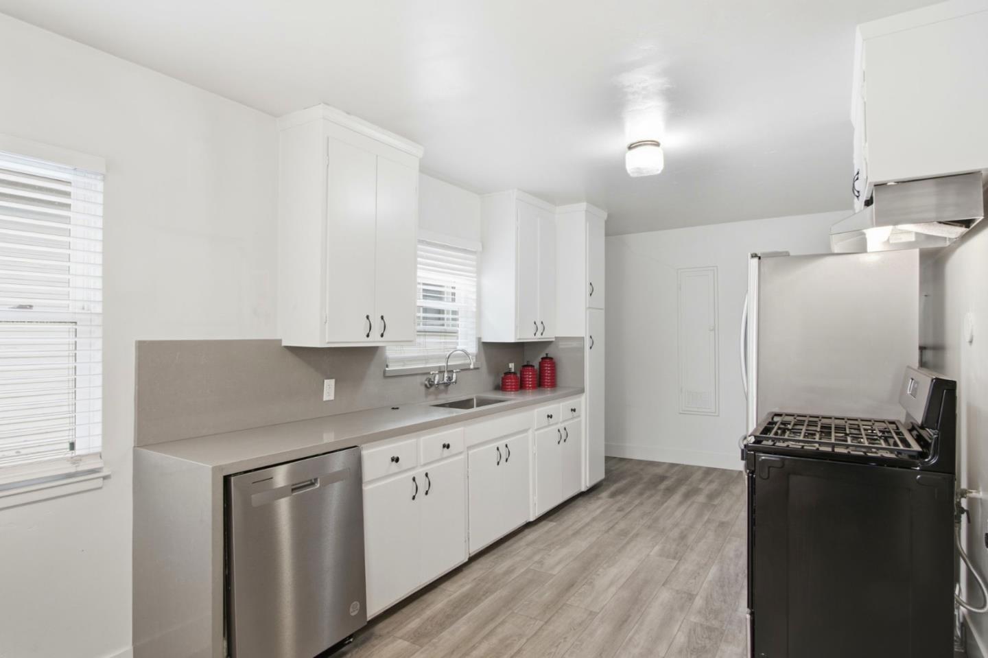 Detail Gallery Image 10 of 37 For 462 Marshall Ave, San Jose,  CA 95125 - 3 Beds | 2 Baths