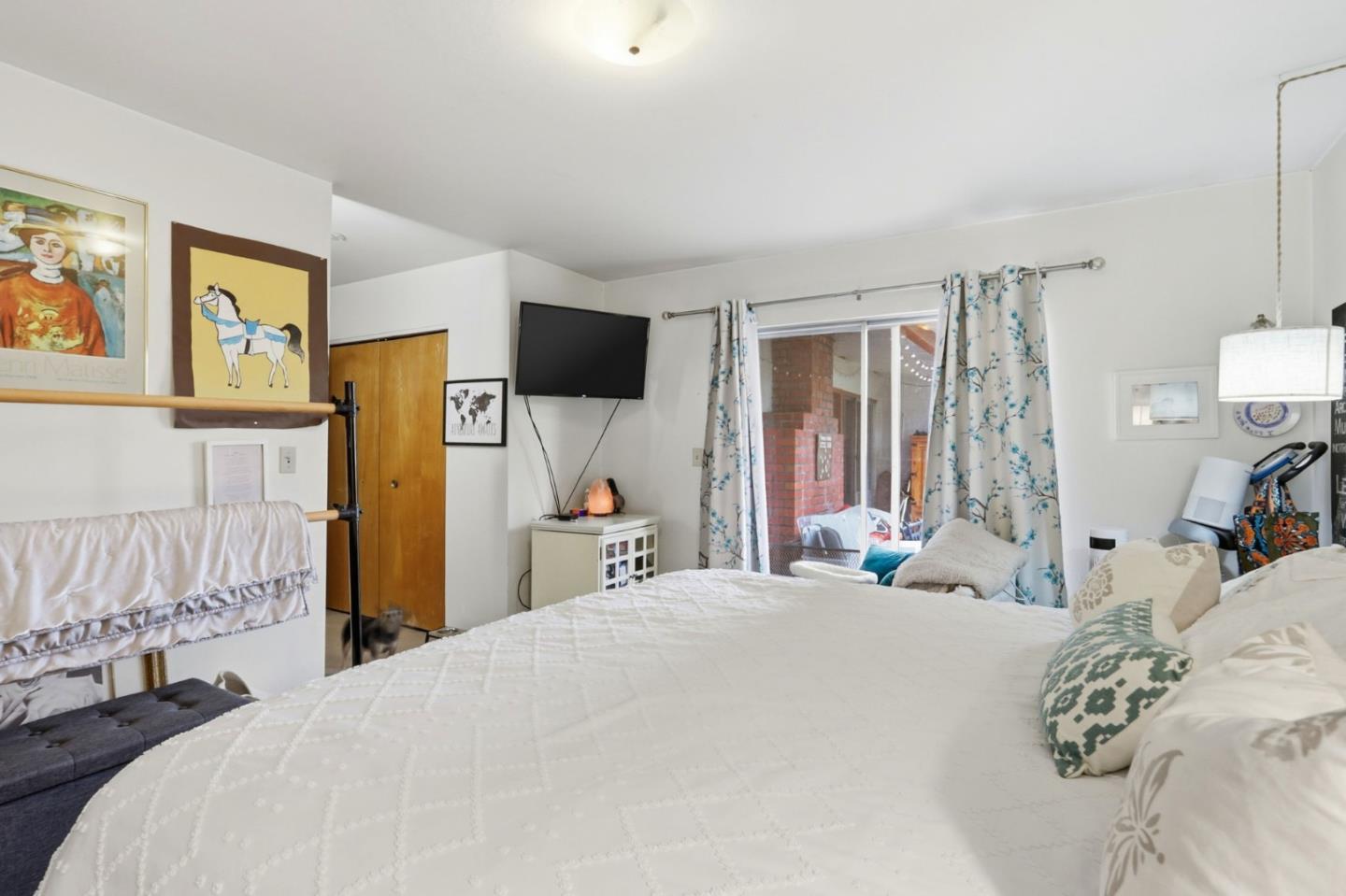 Detail Gallery Image 13 of 22 For 16315 Lilac Ln, Los Gatos,  CA 95032 - 3 Beds | 2 Baths