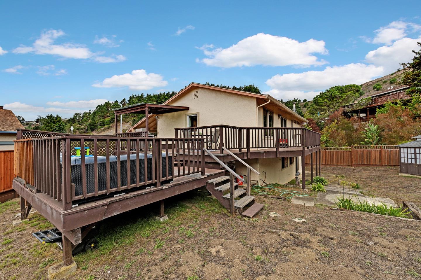 Detail Gallery Image 37 of 45 For 19 Elk Ct, Pacifica,  CA 94044 - 3 Beds | 2 Baths