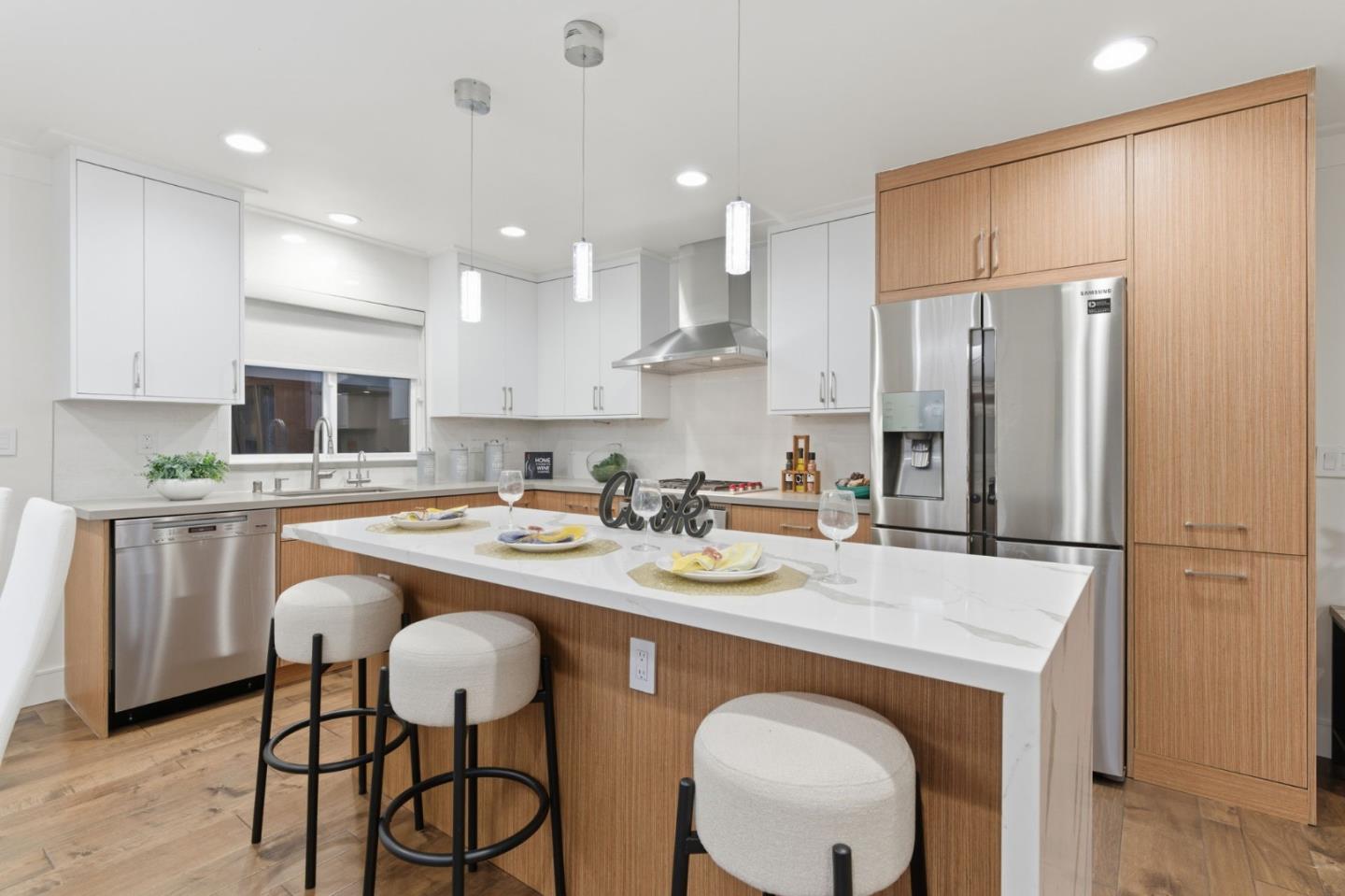 Detail Gallery Image 14 of 67 For 638 Enos Ct, Santa Clara,  CA 95051 - 4 Beds | 3 Baths