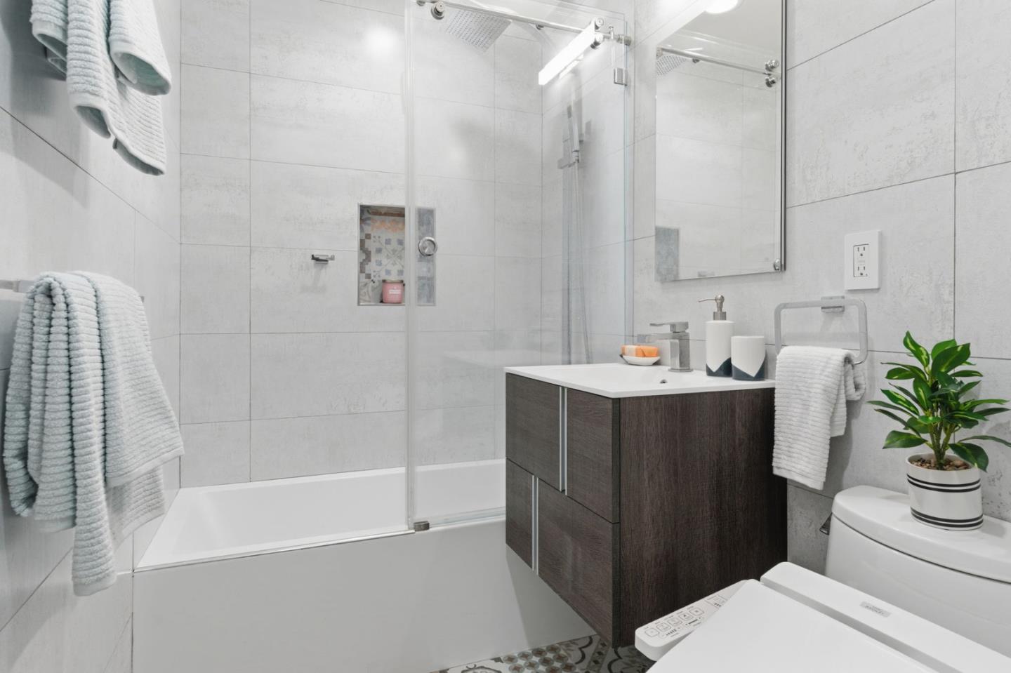 Detail Gallery Image 33 of 67 For 638 Enos Ct, Santa Clara,  CA 95051 - 4 Beds | 3 Baths