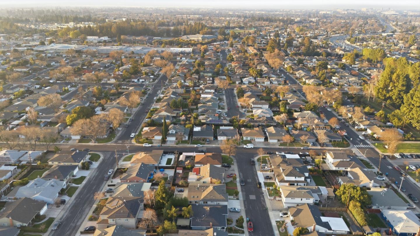 Detail Gallery Image 51 of 67 For 638 Enos Ct, Santa Clara,  CA 95051 - 4 Beds | 3 Baths