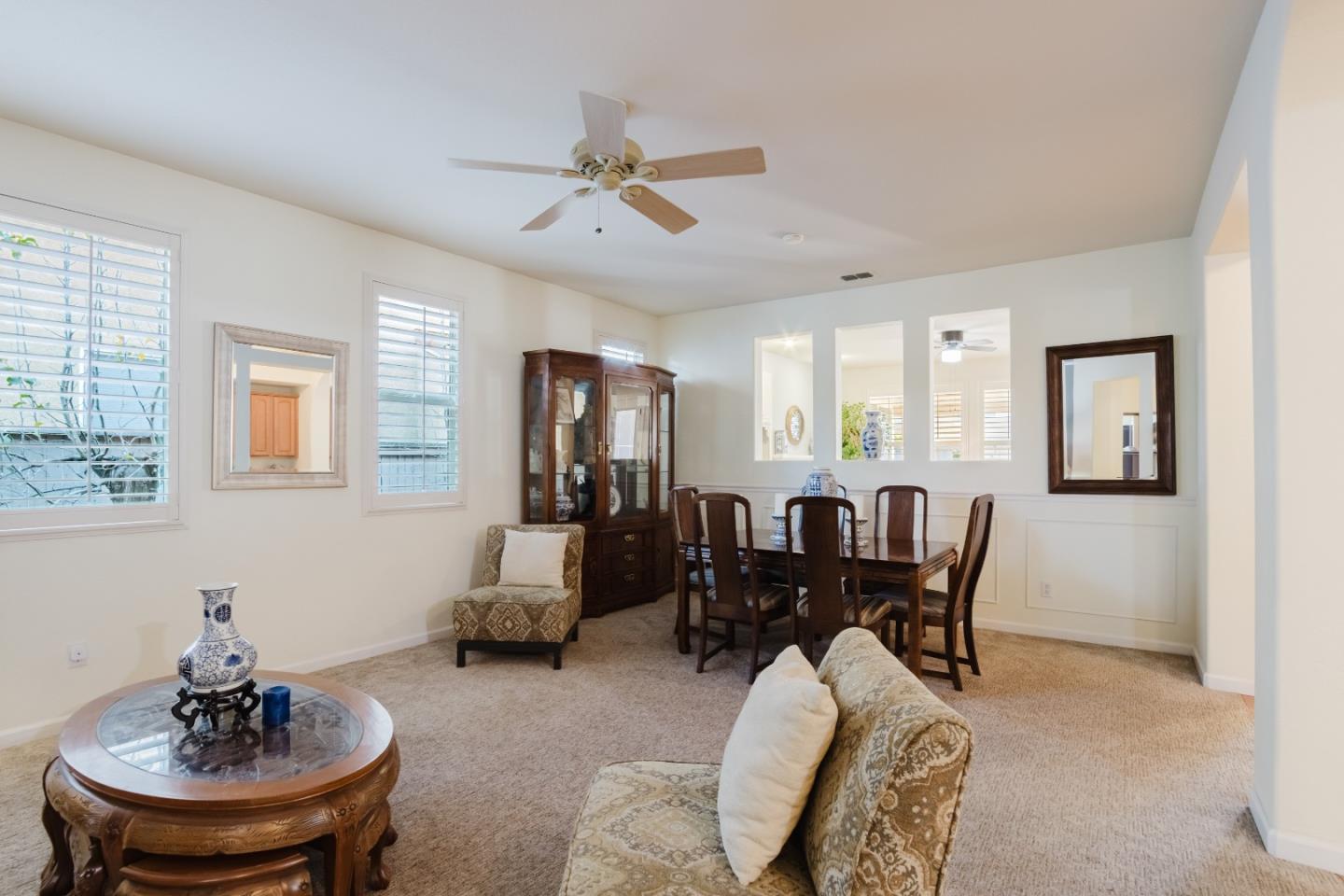 Detail Gallery Image 17 of 60 For 1208 Souza Way, Folsom,  CA 95630 - 3 Beds | 2/1 Baths