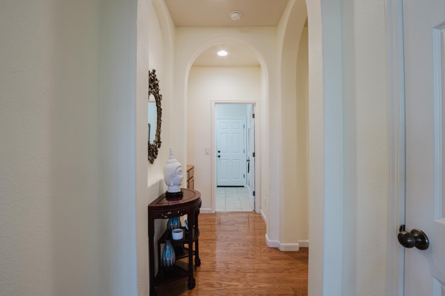 Detail Gallery Image 24 of 60 For 1208 Souza Way, Folsom,  CA 95630 - 3 Beds | 2/1 Baths