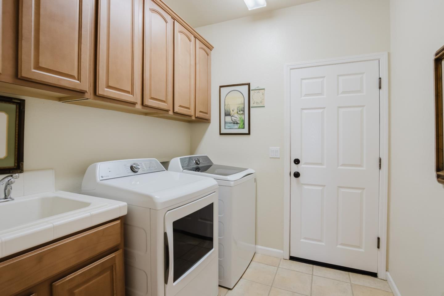 Detail Gallery Image 26 of 60 For 1208 Souza Way, Folsom,  CA 95630 - 3 Beds | 2/1 Baths