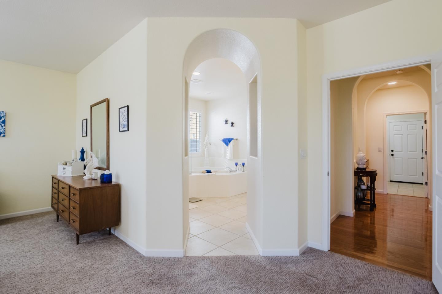 Detail Gallery Image 32 of 60 For 1208 Souza Way, Folsom,  CA 95630 - 3 Beds | 2/1 Baths