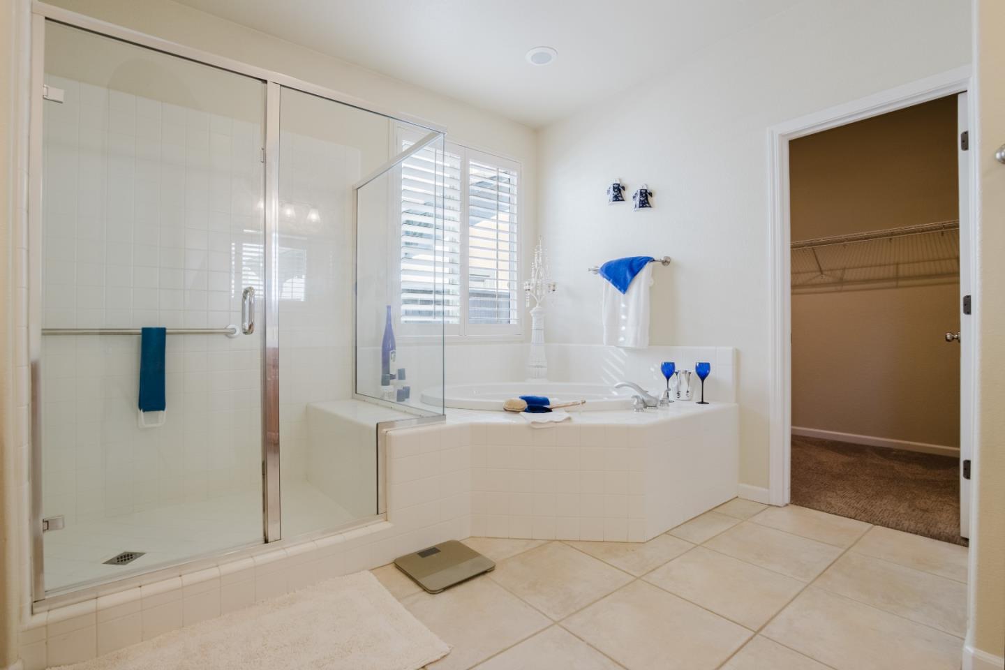 Detail Gallery Image 33 of 60 For 1208 Souza Way, Folsom,  CA 95630 - 3 Beds | 2/1 Baths