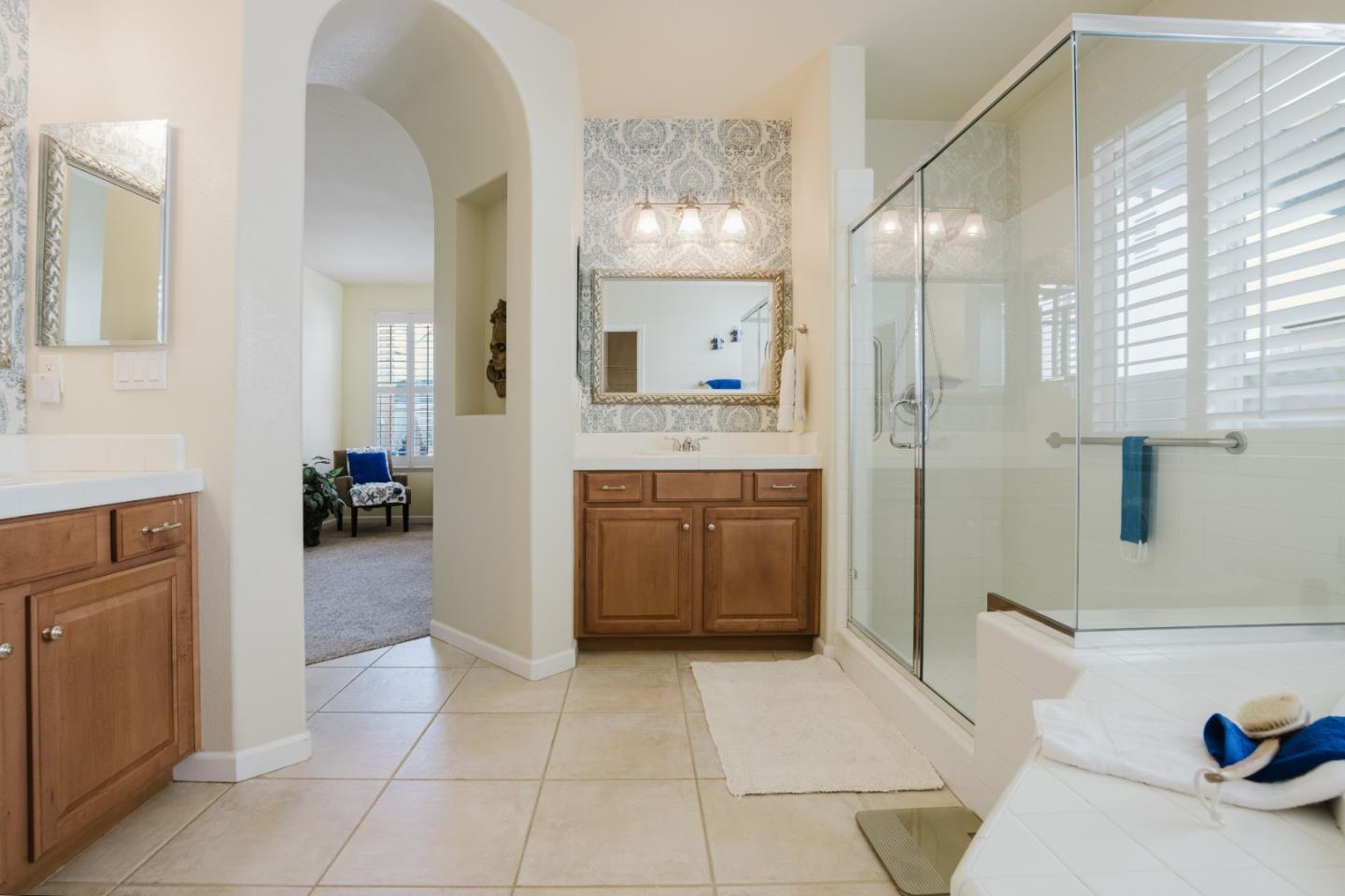 Detail Gallery Image 35 of 60 For 1208 Souza Way, Folsom,  CA 95630 - 3 Beds | 2/1 Baths
