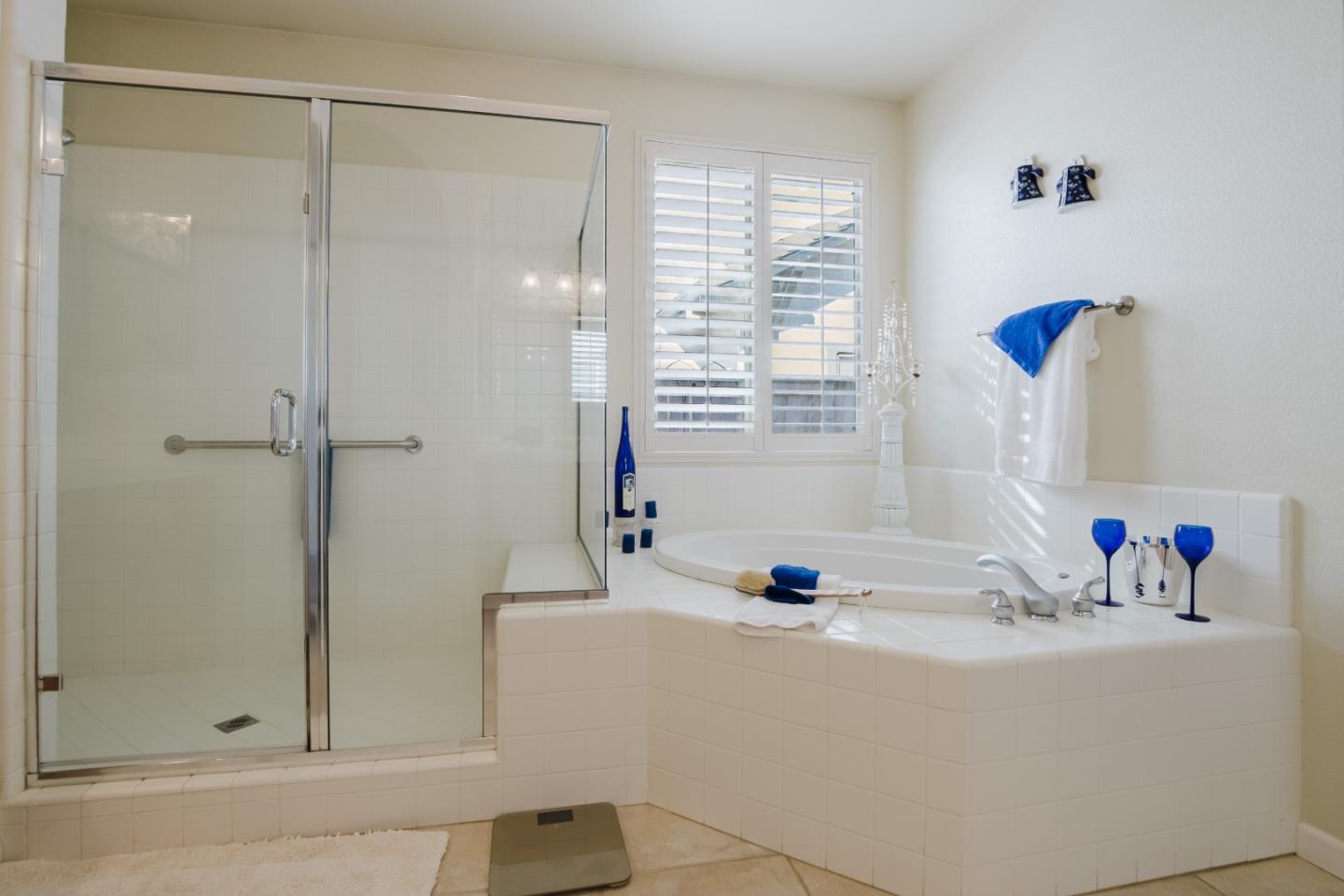 Detail Gallery Image 36 of 60 For 1208 Souza Way, Folsom,  CA 95630 - 3 Beds | 2/1 Baths