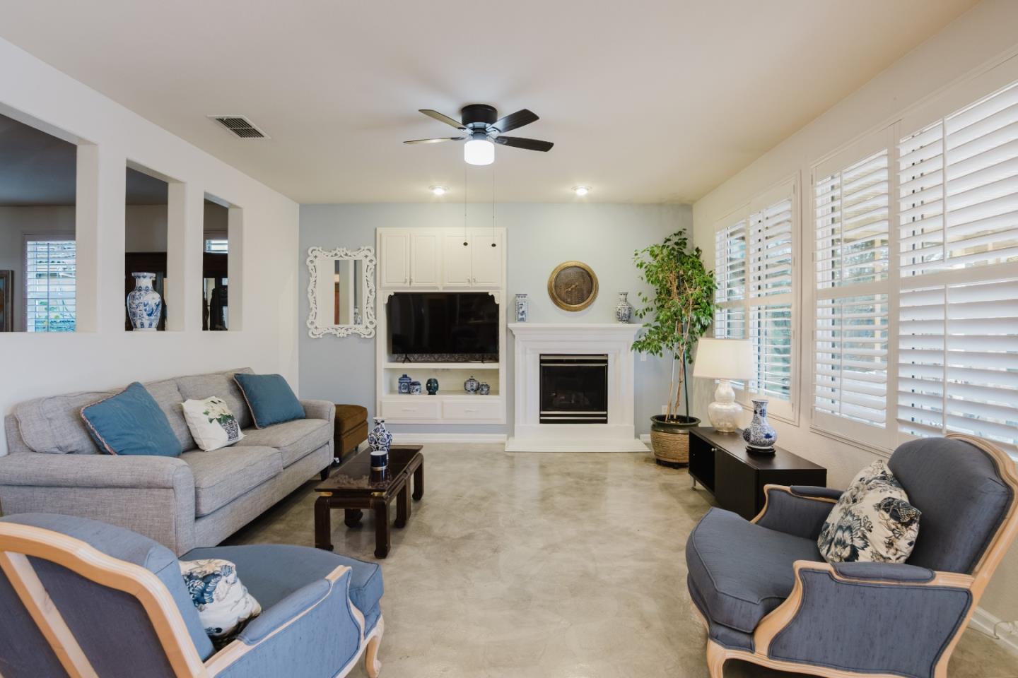 Detail Gallery Image 40 of 60 For 1208 Souza Way, Folsom,  CA 95630 - 3 Beds | 2/1 Baths