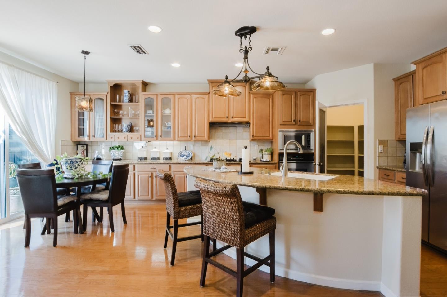 Detail Gallery Image 46 of 60 For 1208 Souza Way, Folsom,  CA 95630 - 3 Beds | 2/1 Baths