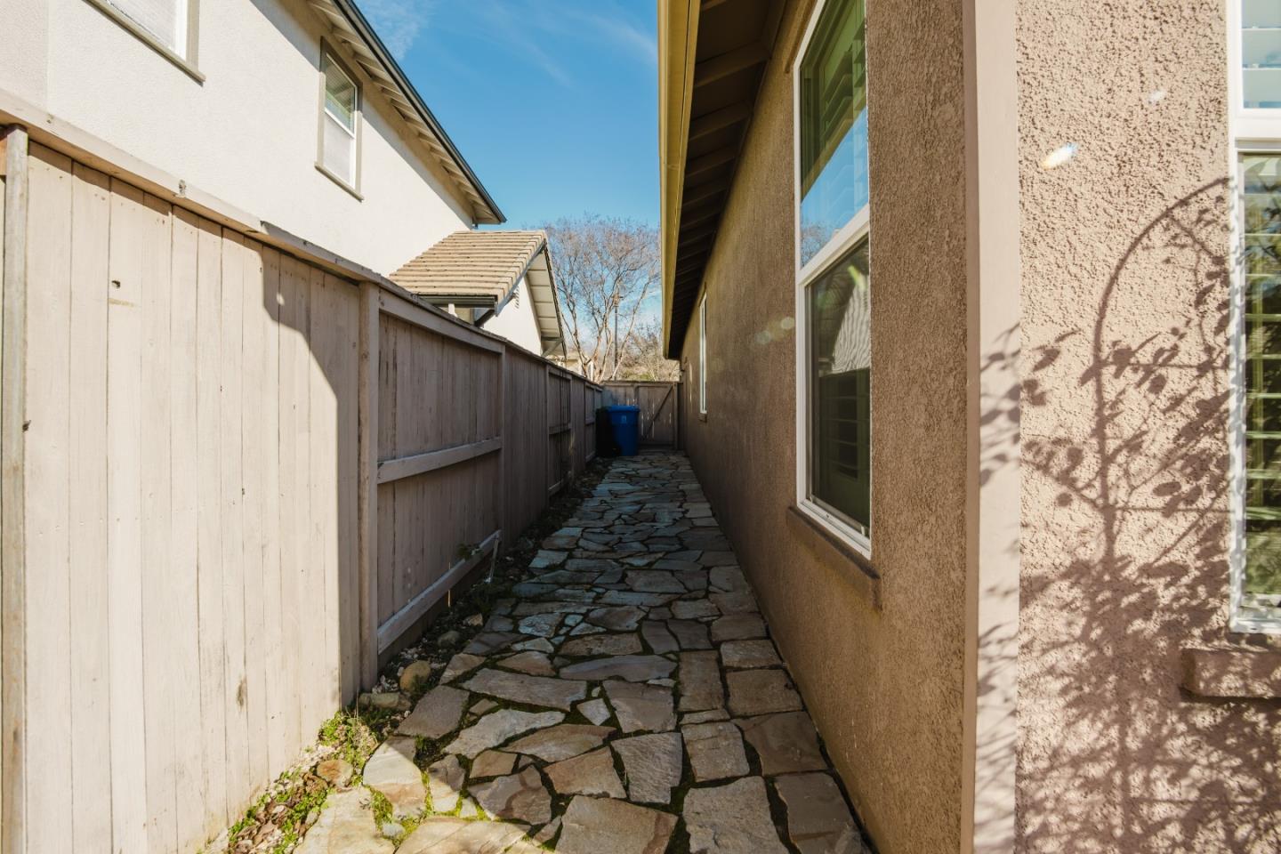 Detail Gallery Image 59 of 60 For 1208 Souza Way, Folsom,  CA 95630 - 3 Beds | 2/1 Baths