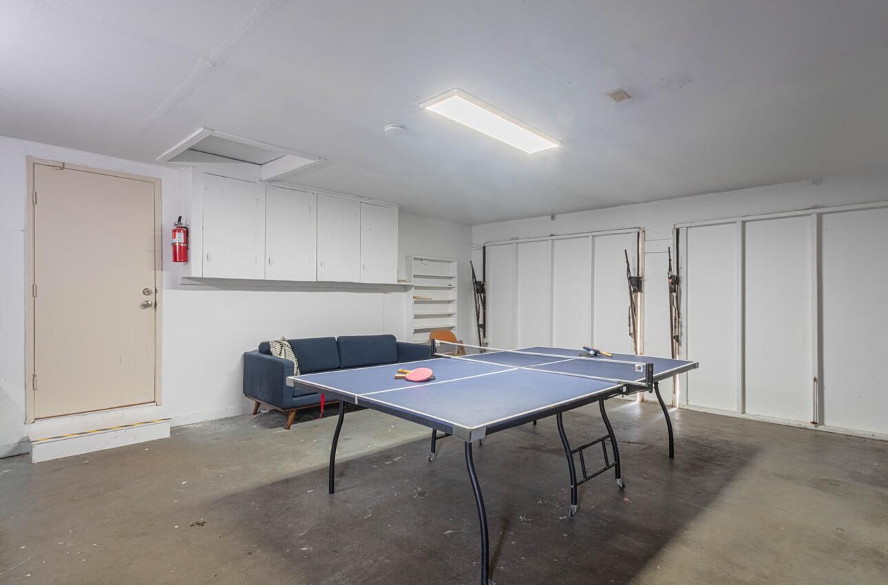 Detail Gallery Image 27 of 34 For 351 Hillcrest Ave, Marina,  CA 93933 - 3 Beds | 1/1 Baths