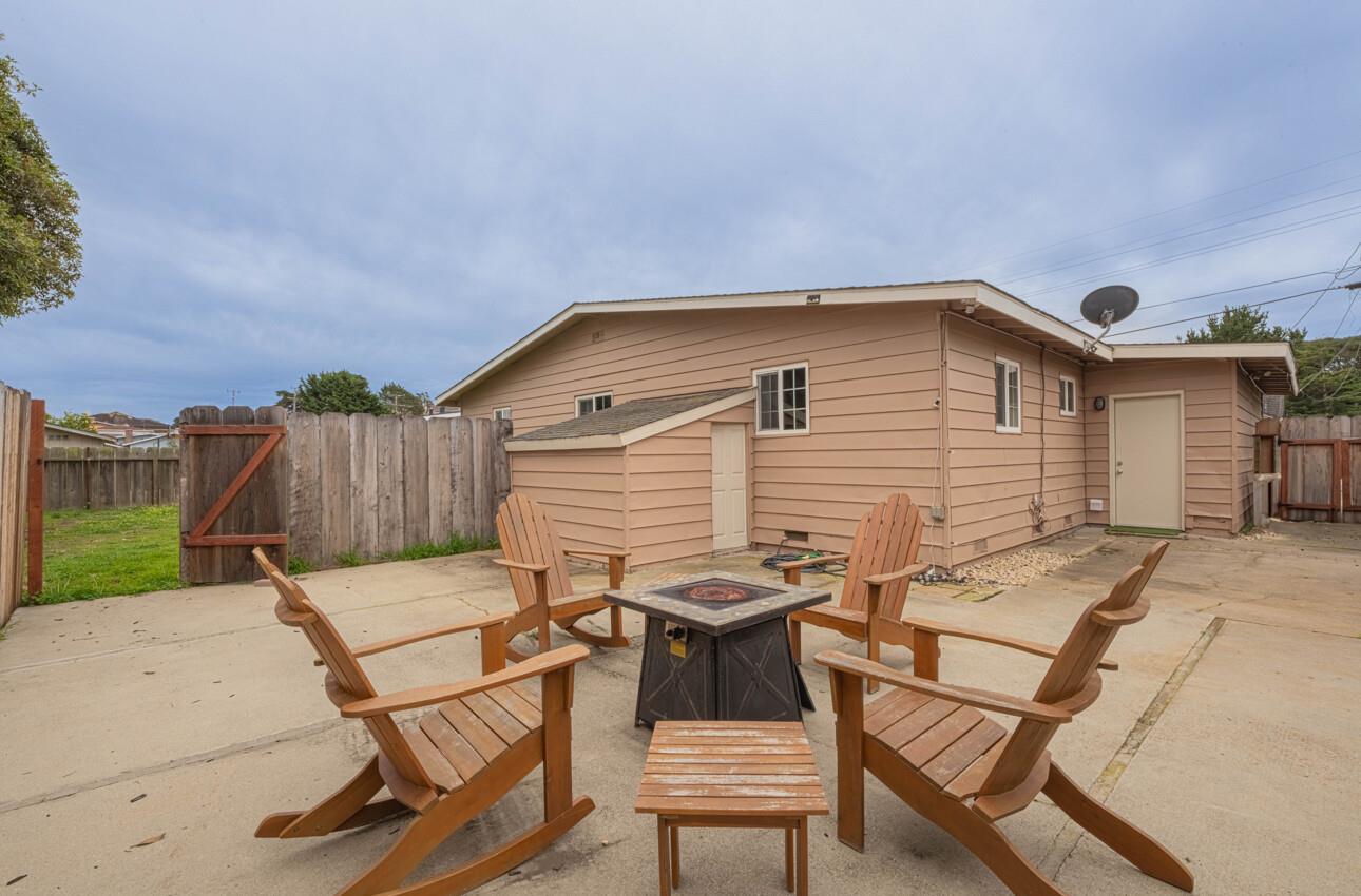 Detail Gallery Image 30 of 34 For 351 Hillcrest Ave, Marina,  CA 93933 - 3 Beds | 1/1 Baths