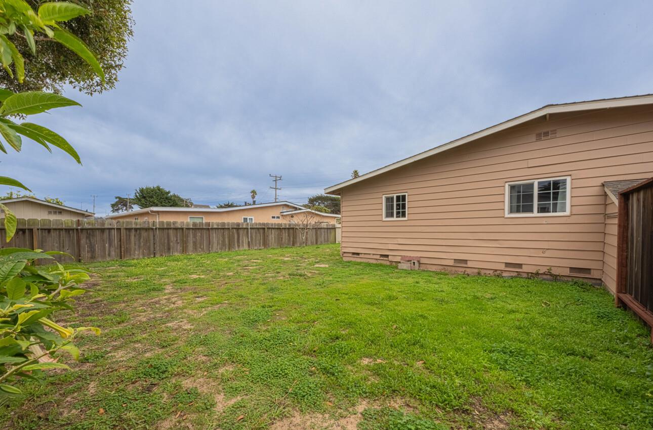 Detail Gallery Image 31 of 34 For 351 Hillcrest Ave, Marina,  CA 93933 - 3 Beds | 1/1 Baths