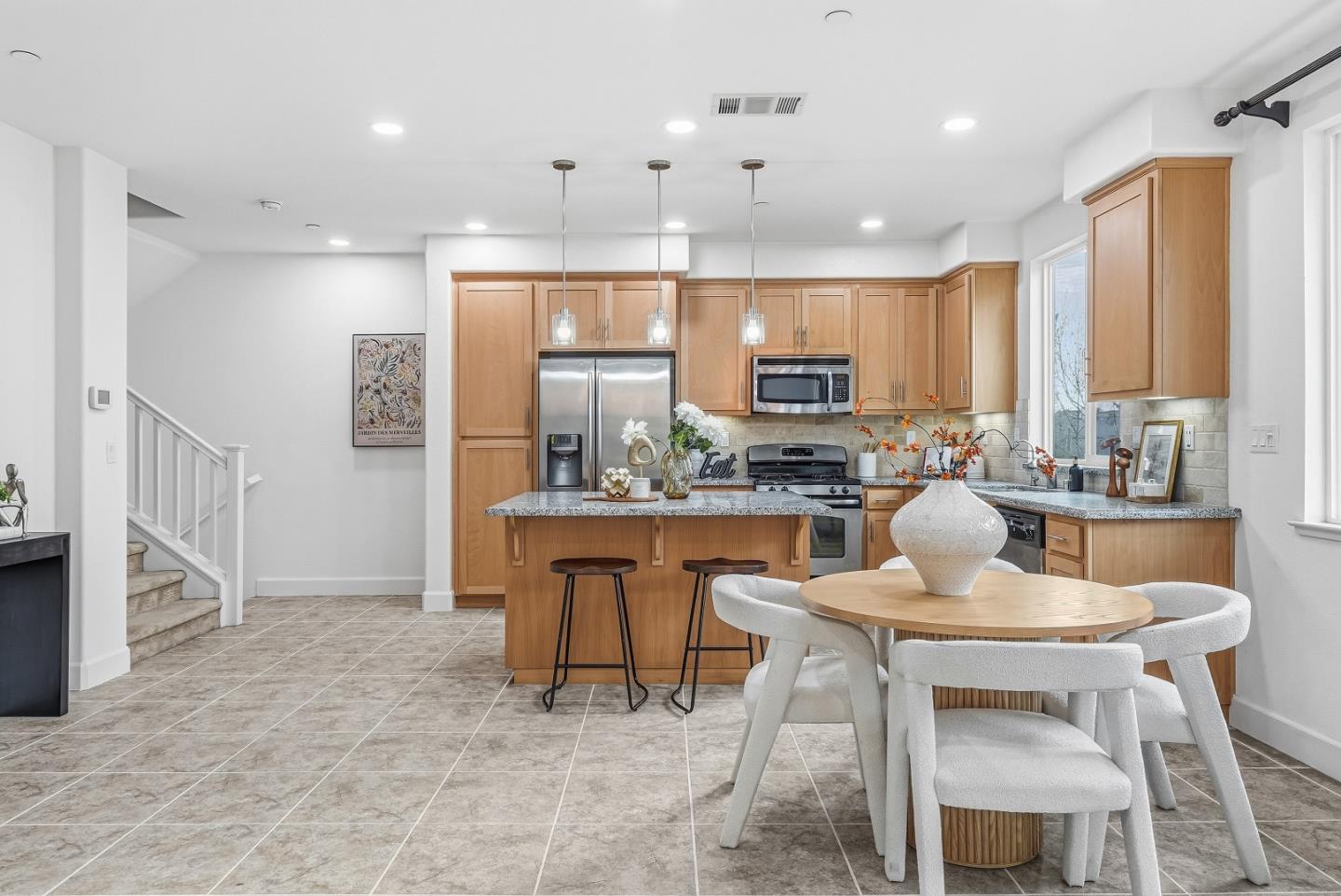 Detail Gallery Image 10 of 35 For 1796 Lee Way, Milpitas,  CA 95035 - 3 Beds | 3 Baths