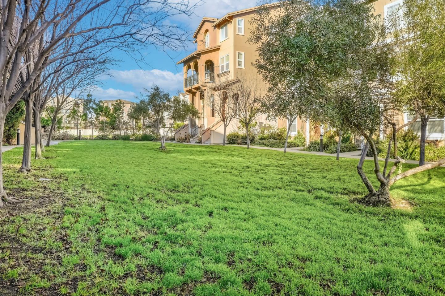 Detail Gallery Image 28 of 35 For 1796 Lee Way, Milpitas,  CA 95035 - 3 Beds | 3 Baths