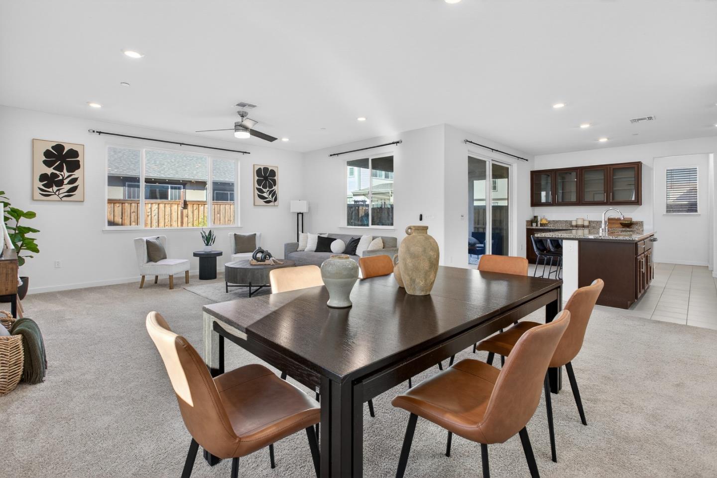 Detail Gallery Image 15 of 59 For 17533 Pegasus, Lathrop,  CA 95330 - 4 Beds | 3/1 Baths