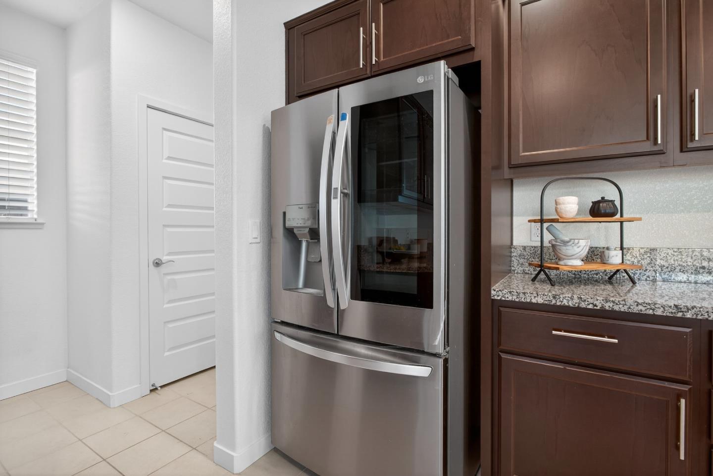 Detail Gallery Image 21 of 59 For 17533 Pegasus, Lathrop,  CA 95330 - 4 Beds | 3/1 Baths