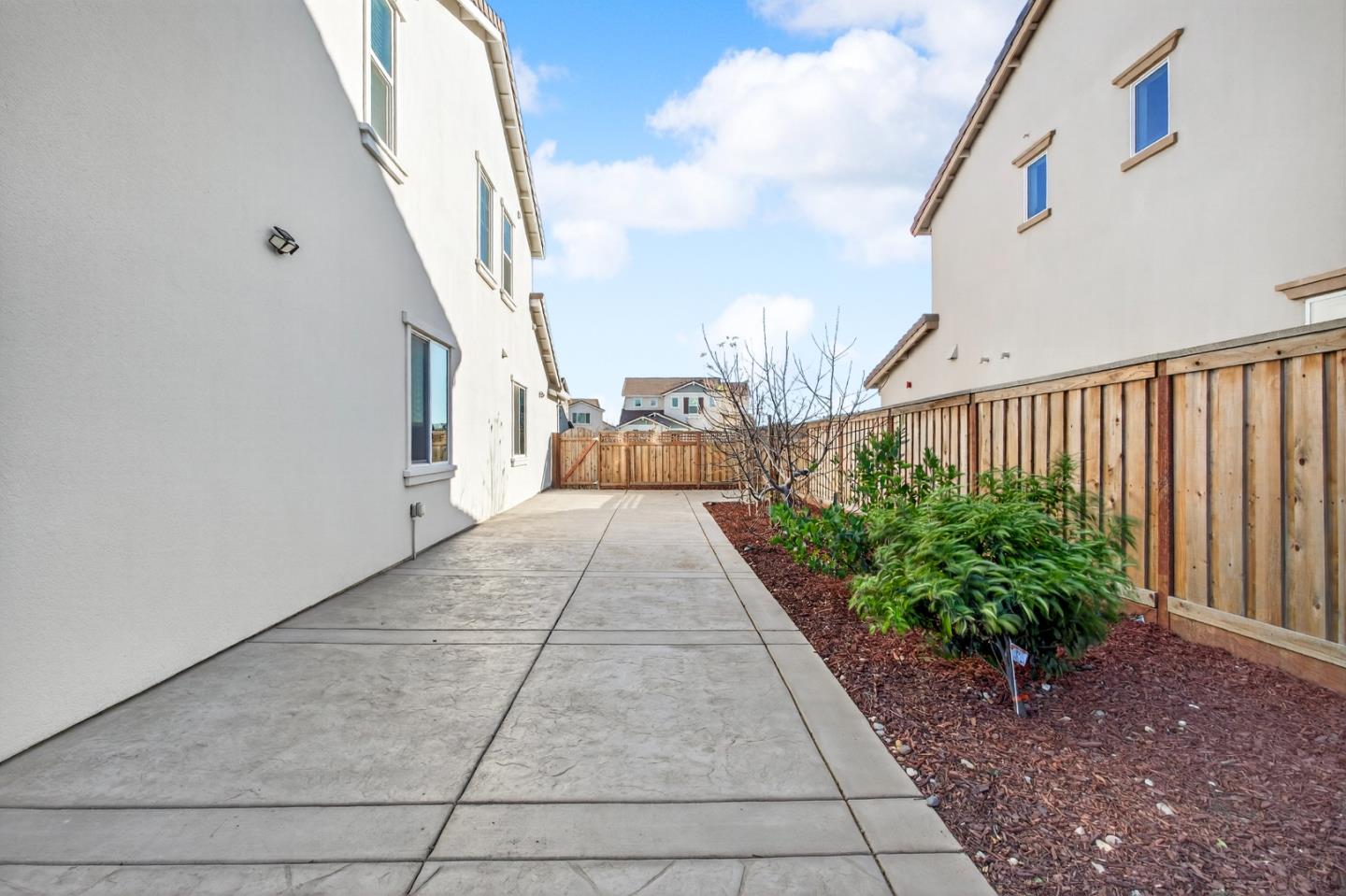 Detail Gallery Image 45 of 59 For 17533 Pegasus, Lathrop,  CA 95330 - 4 Beds | 3/1 Baths