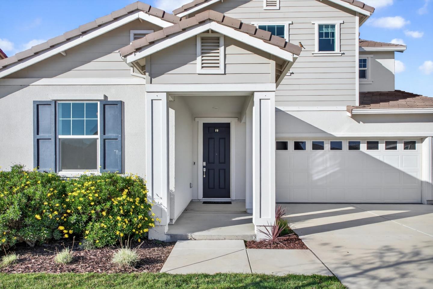 Detail Gallery Image 5 of 59 For 17533 Pegasus, Lathrop,  CA 95330 - 4 Beds | 3/1 Baths