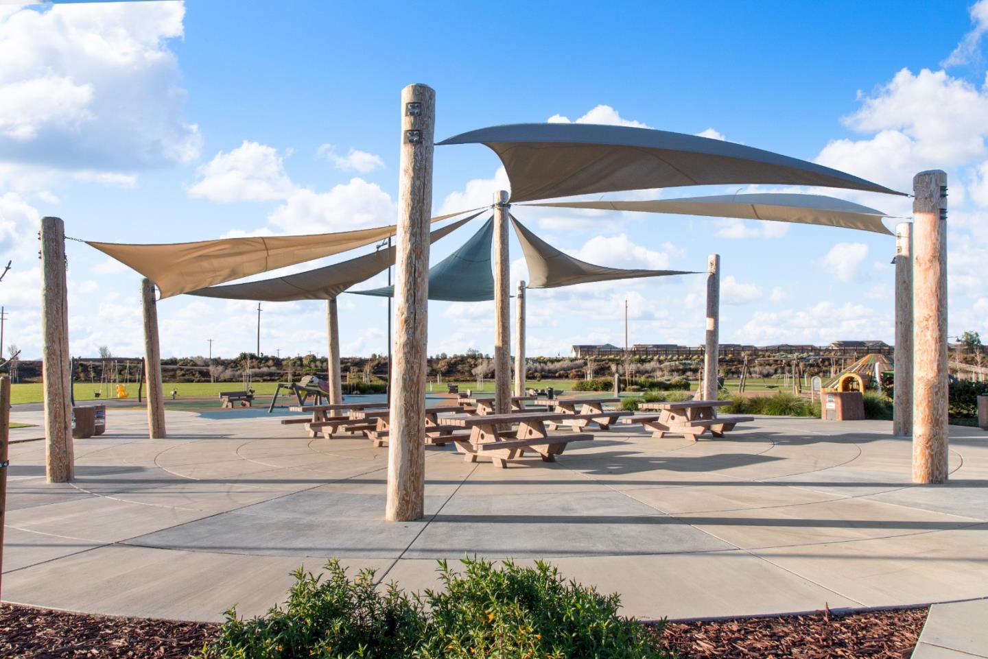 Detail Gallery Image 50 of 59 For 17533 Pegasus, Lathrop,  CA 95330 - 4 Beds | 3/1 Baths