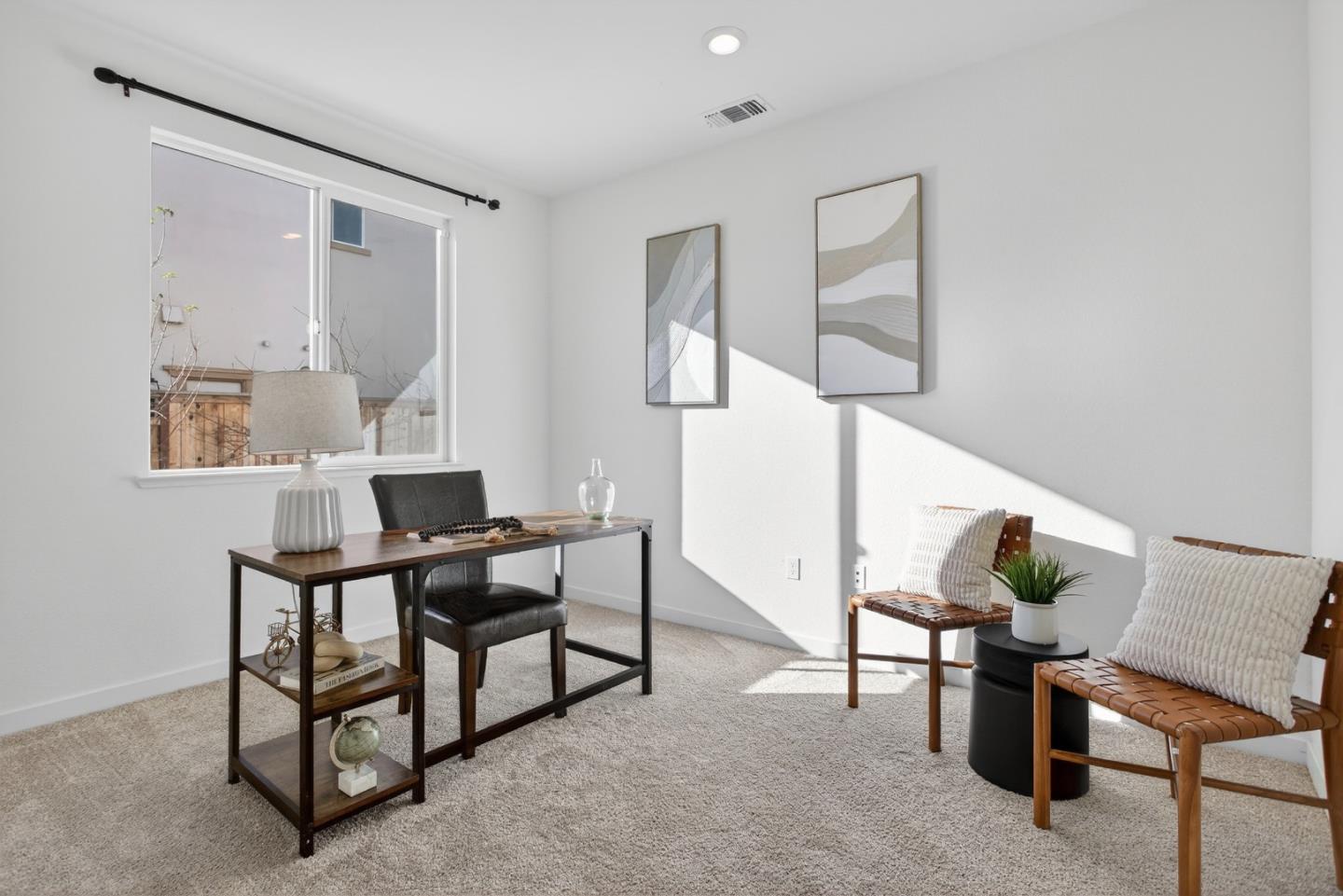 Detail Gallery Image 8 of 59 For 17533 Pegasus, Lathrop,  CA 95330 - 4 Beds | 3/1 Baths