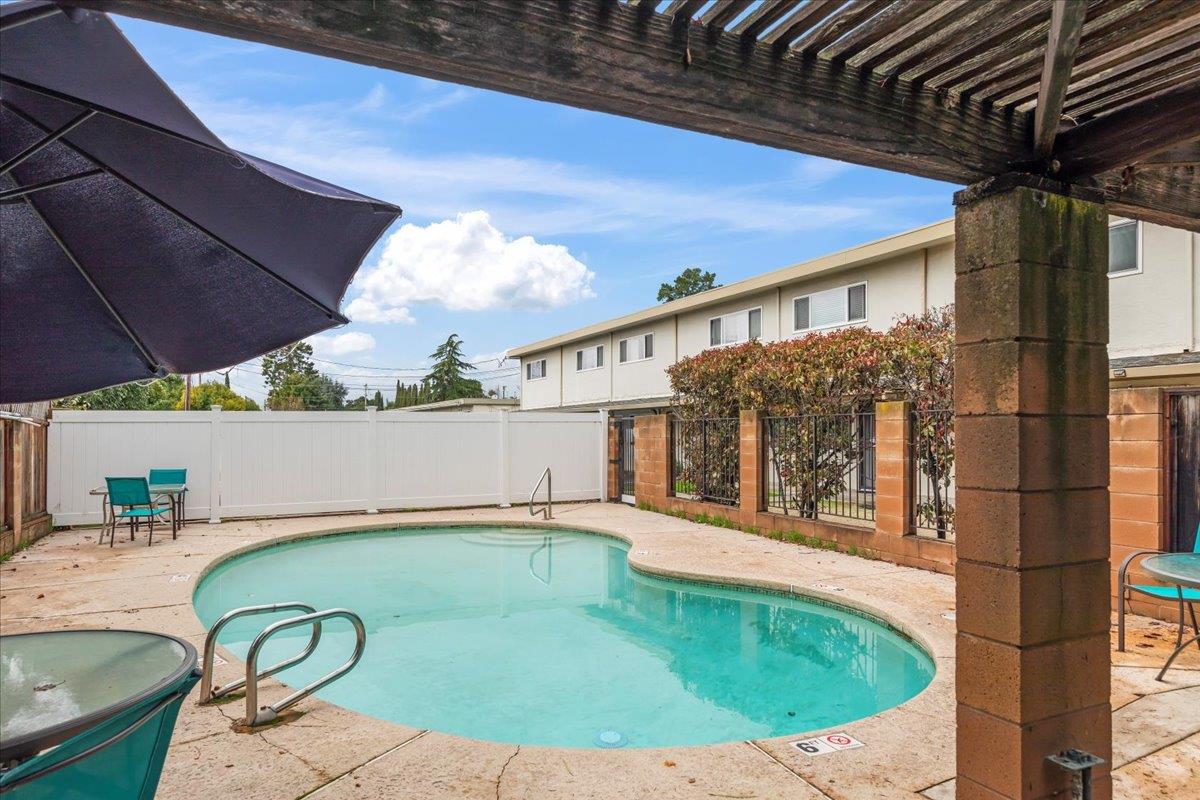 Detail Gallery Image 16 of 20 For 20324 Forest Ave, Castro Valley,  CA 94546 - – Beds | – Baths