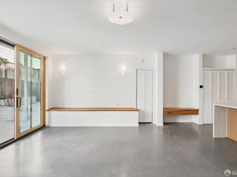 Detail Gallery Image 14 of 30 For 760 14th St a,  San Francisco,  CA 94114 - 2 Beds | 2 Baths