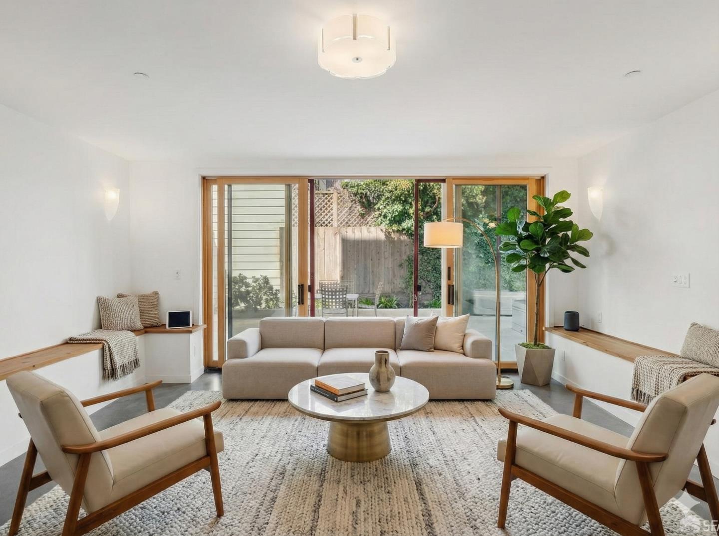 Detail Gallery Image 2 of 30 For 760 14th St a,  San Francisco,  CA 94114 - 2 Beds | 2 Baths