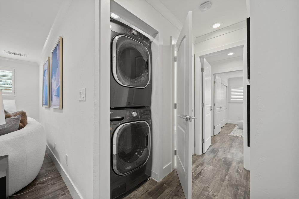 Detail Gallery Image 33 of 49 For 2673 Ohio Ave, Redwood City,  CA 94061 - 5 Beds | 3/1 Baths