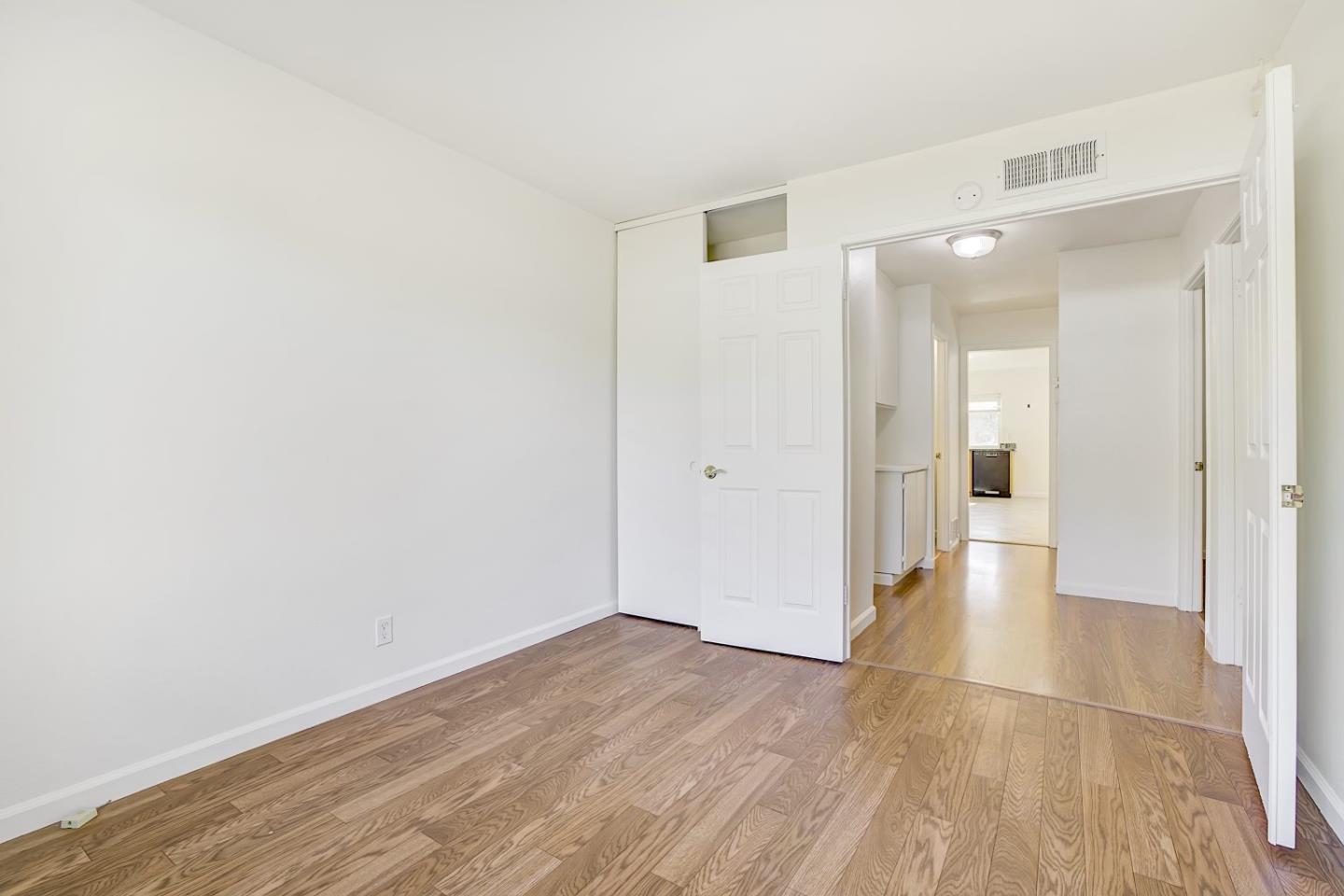 Detail Gallery Image 25 of 45 For 313 Oakberry Way, San Jose,  CA 95123 - 4 Beds | 2 Baths