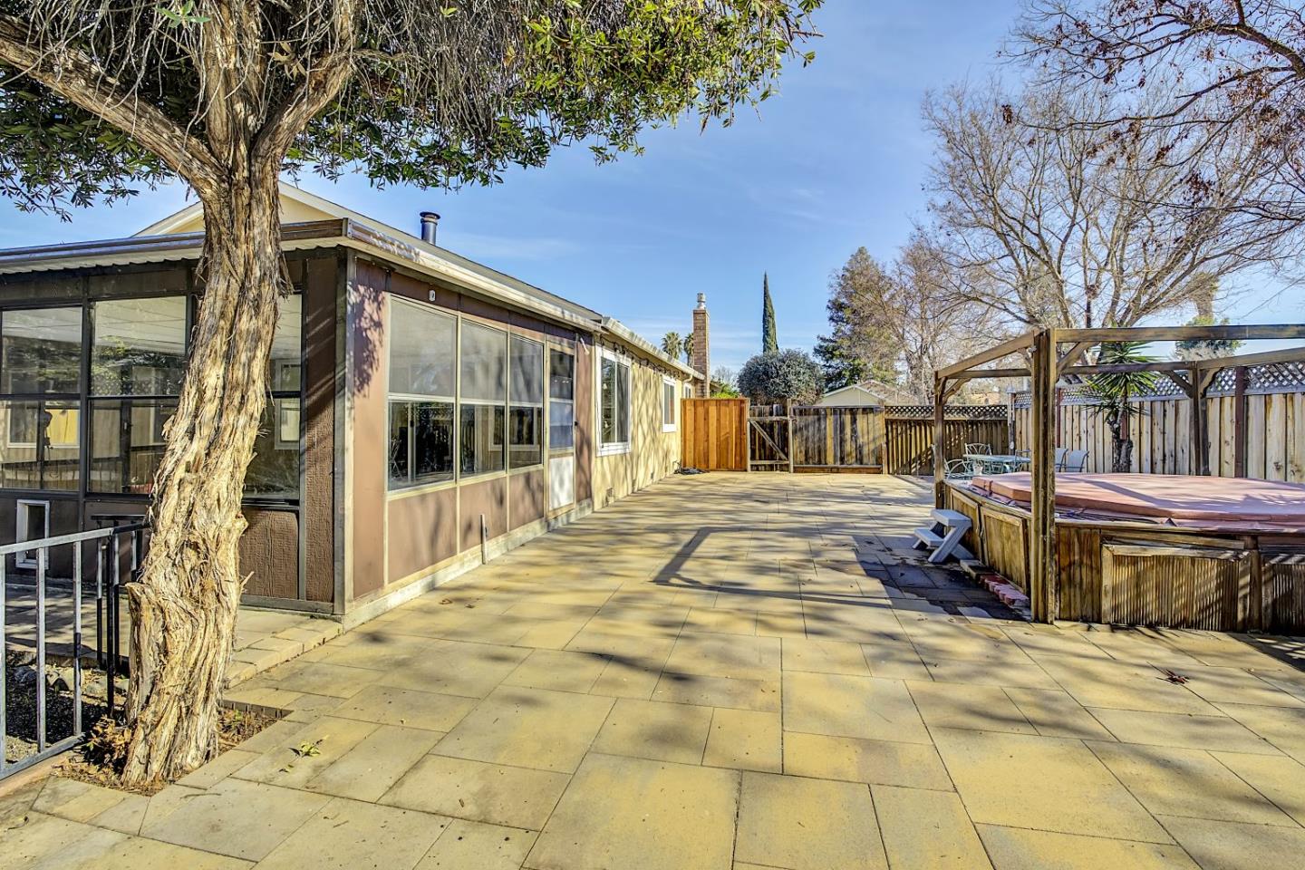 Detail Gallery Image 33 of 45 For 313 Oakberry Way, San Jose,  CA 95123 - 4 Beds | 2 Baths