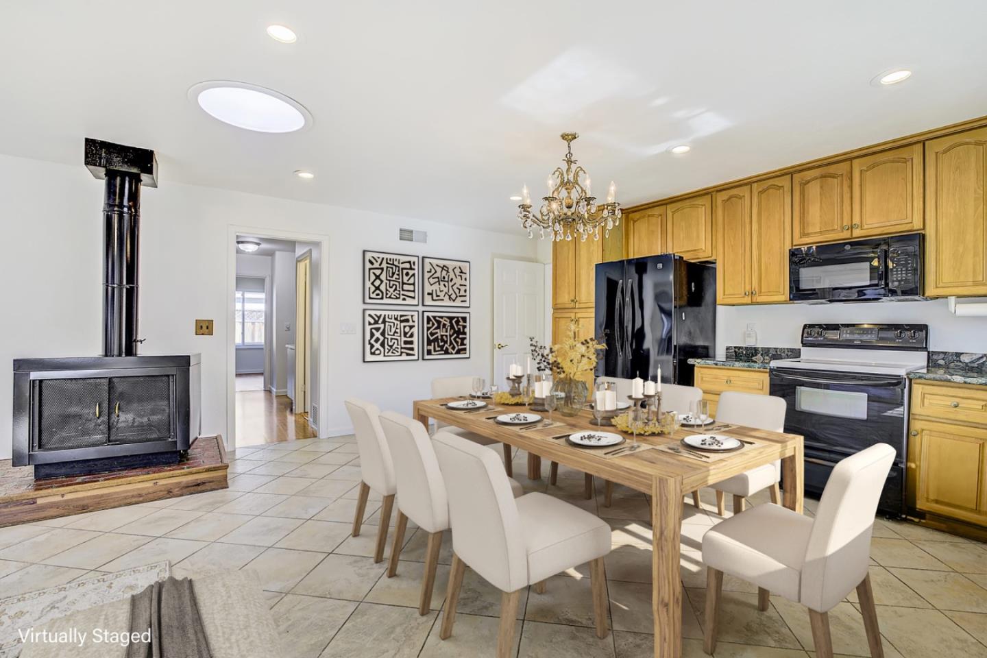 Detail Gallery Image 7 of 45 For 313 Oakberry Way, San Jose,  CA 95123 - 4 Beds | 2 Baths