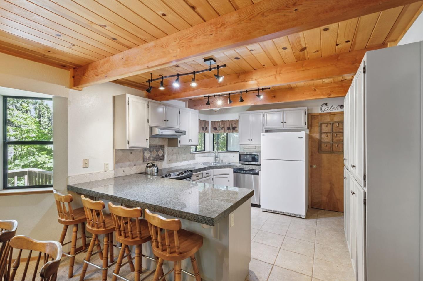 Detail Gallery Image 10 of 37 For 2178 Karock Rd, Arnold,  CA 95223 - 3 Beds | 2 Baths