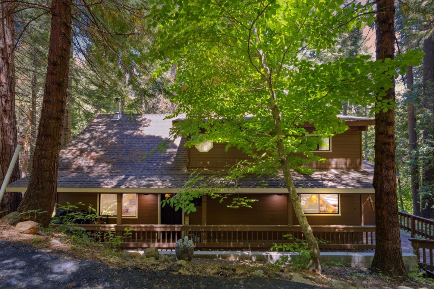 Detail Gallery Image 3 of 37 For 2178 Karock Rd, Arnold,  CA 95223 - 3 Beds | 2 Baths