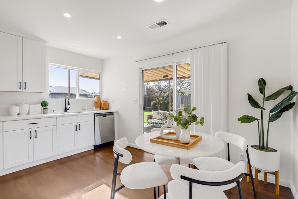 Detail Gallery Image 11 of 28 For 663 Perkins Ct, San Jose,  CA 95127 - 2 Beds | 1 Baths