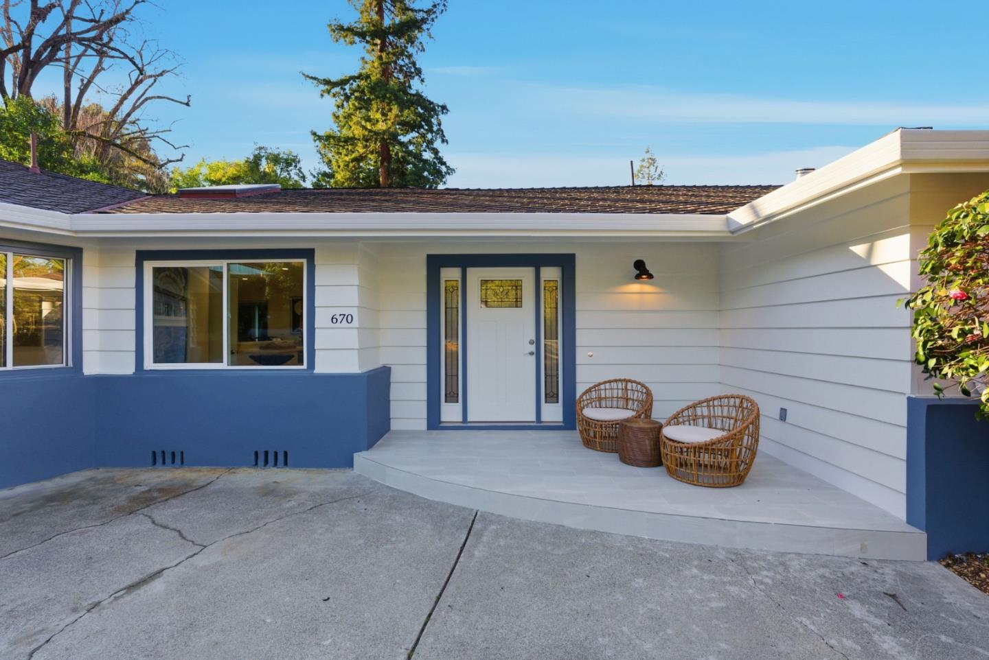 Front Image Thumbnail for ML82030423