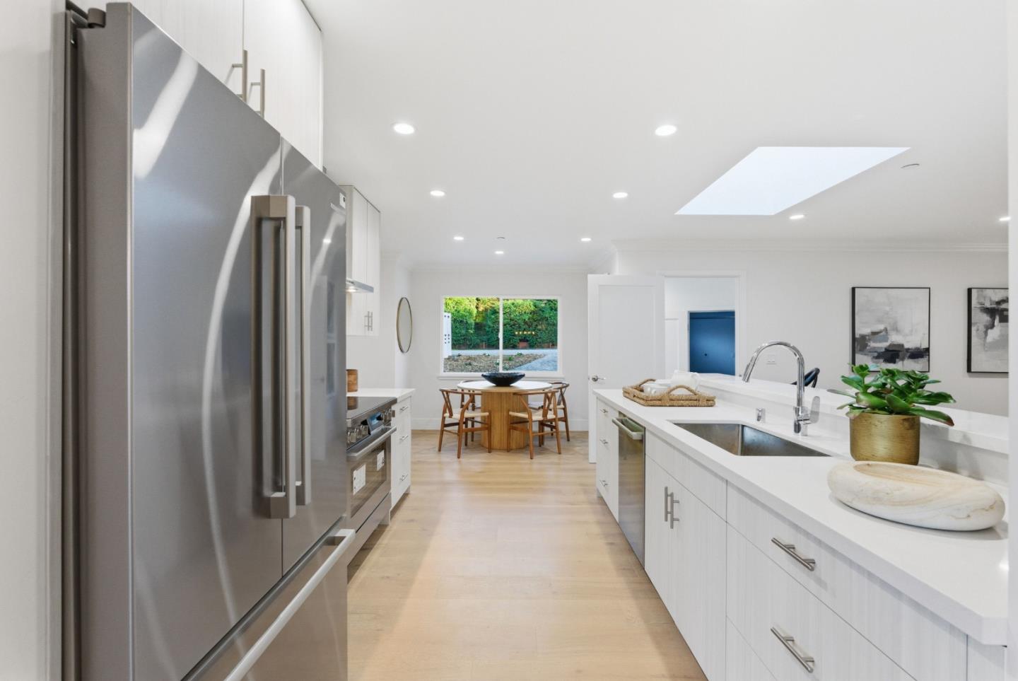 Detail Gallery Image 15 of 45 For 670 La Mesa Drive, Portola Valley,  CA 94028 - 3 Beds | 2 Baths