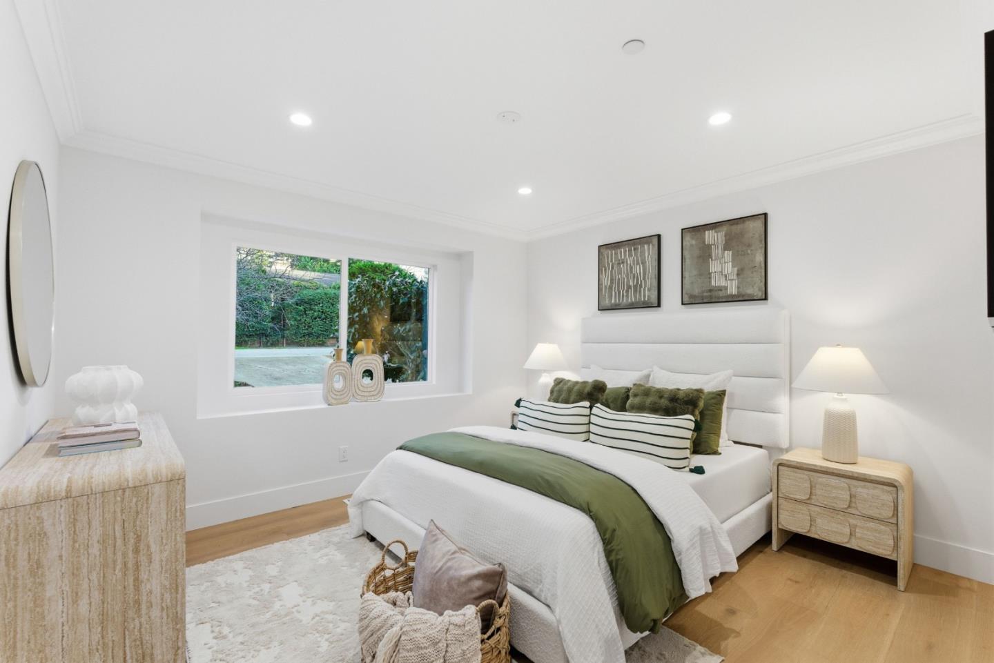 Detail Gallery Image 18 of 45 For 670 La Mesa Drive, Portola Valley,  CA 94028 - 3 Beds | 2 Baths