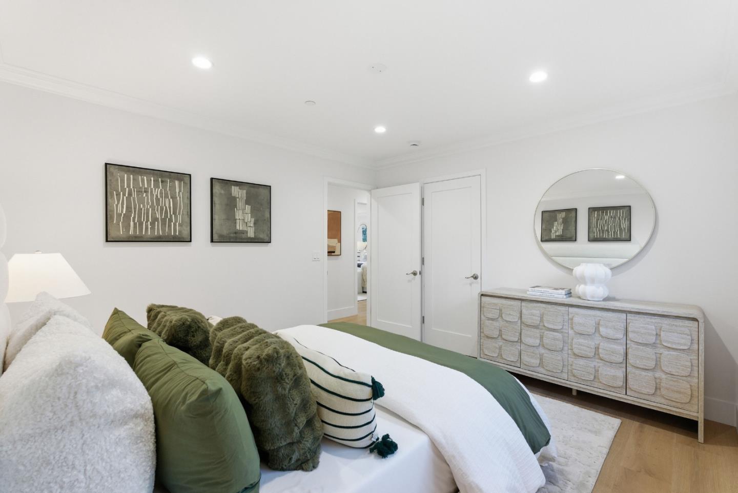 Detail Gallery Image 19 of 45 For 670 La Mesa Drive, Portola Valley,  CA 94028 - 3 Beds | 2 Baths