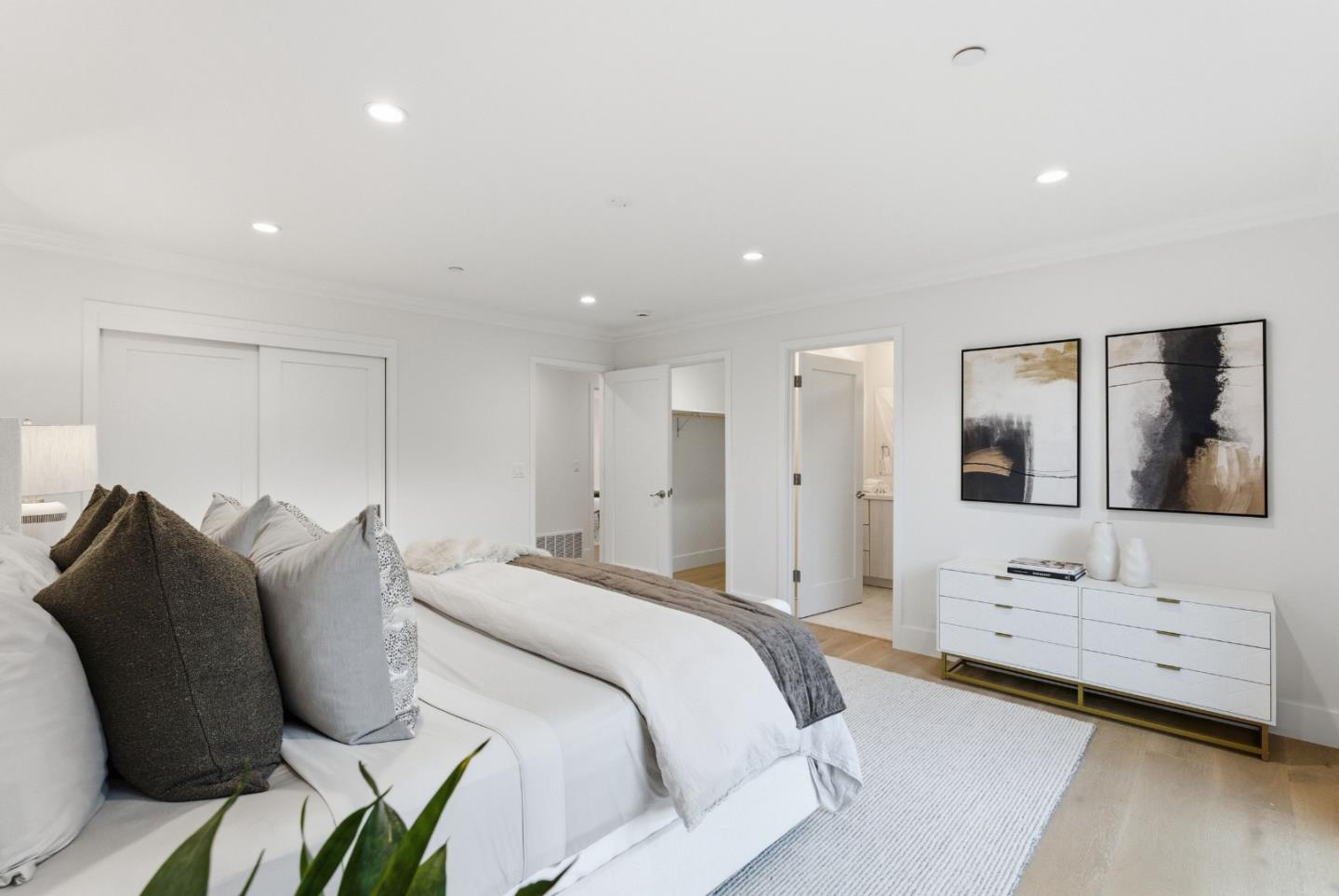 Detail Gallery Image 24 of 45 For 670 La Mesa Drive, Portola Valley,  CA 94028 - 3 Beds | 2 Baths