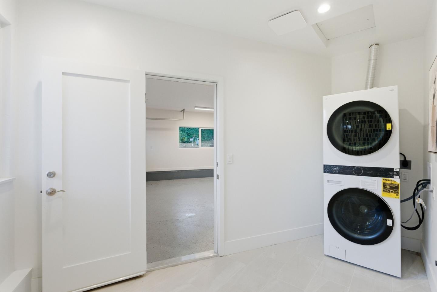 Detail Gallery Image 29 of 45 For 670 La Mesa Drive, Portola Valley,  CA 94028 - 3 Beds | 2 Baths