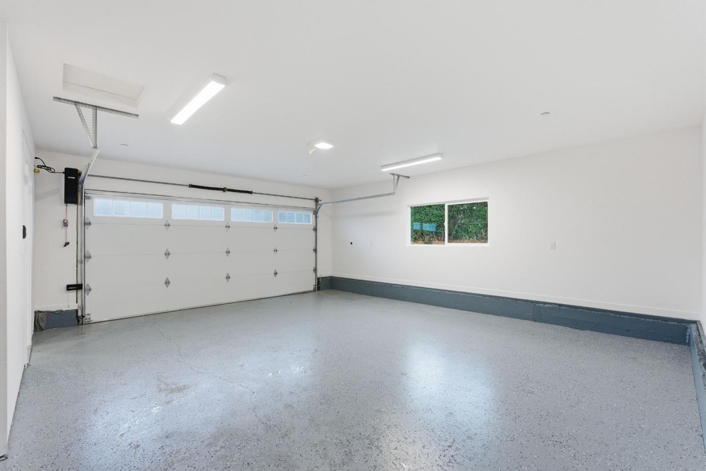 Detail Gallery Image 30 of 45 For 670 La Mesa Drive, Portola Valley,  CA 94028 - 3 Beds | 2 Baths