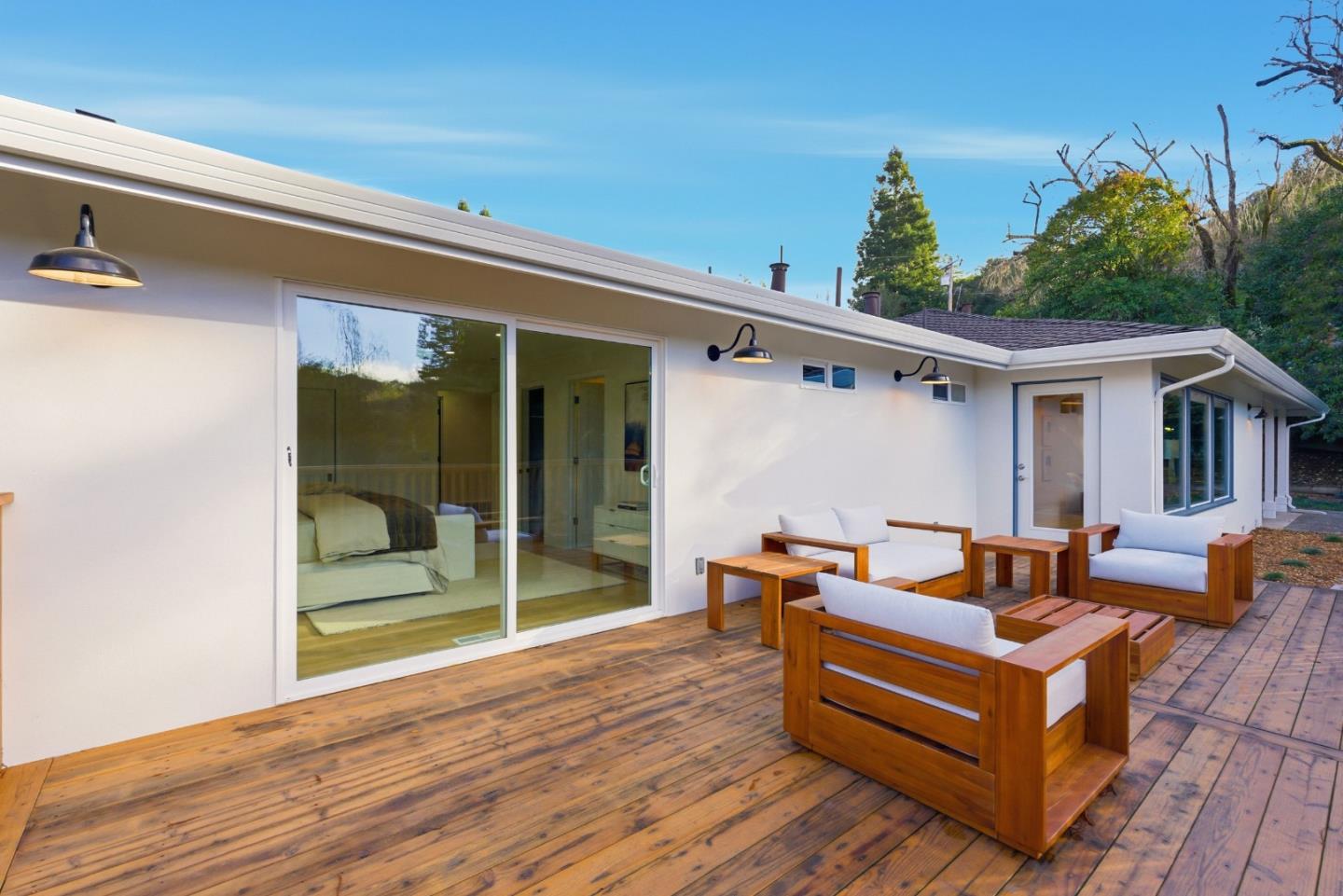 Detail Gallery Image 31 of 45 For 670 La Mesa Drive, Portola Valley,  CA 94028 - 3 Beds | 2 Baths